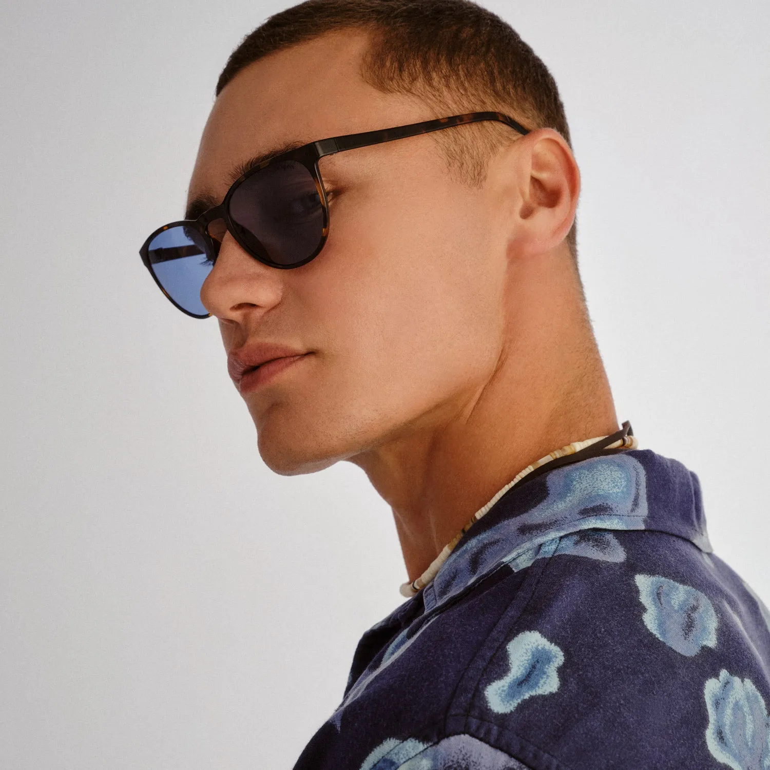 Le Specs Invincible occhiale da sole tokyo tort tondo