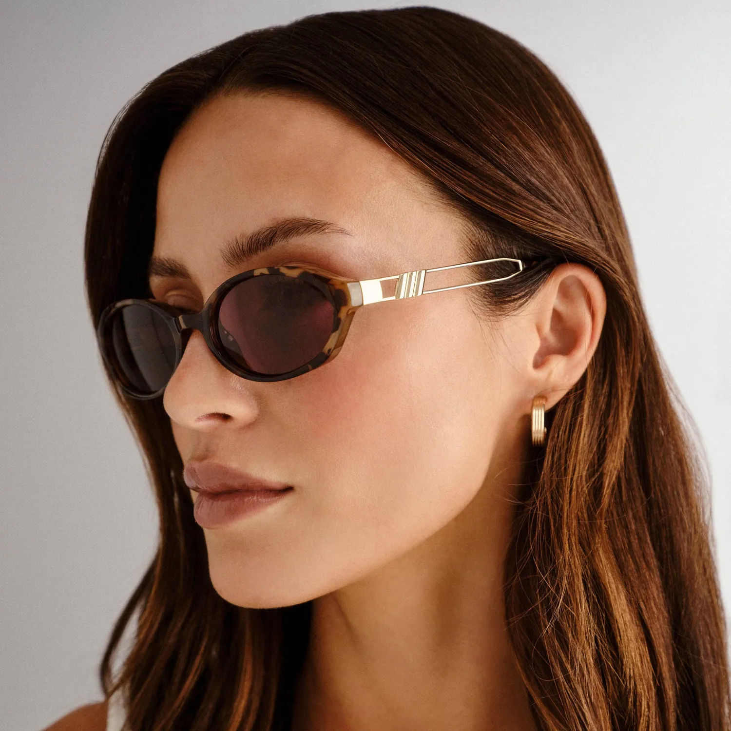 Le Specs Lunita occhiali da sole tartarugato ovali