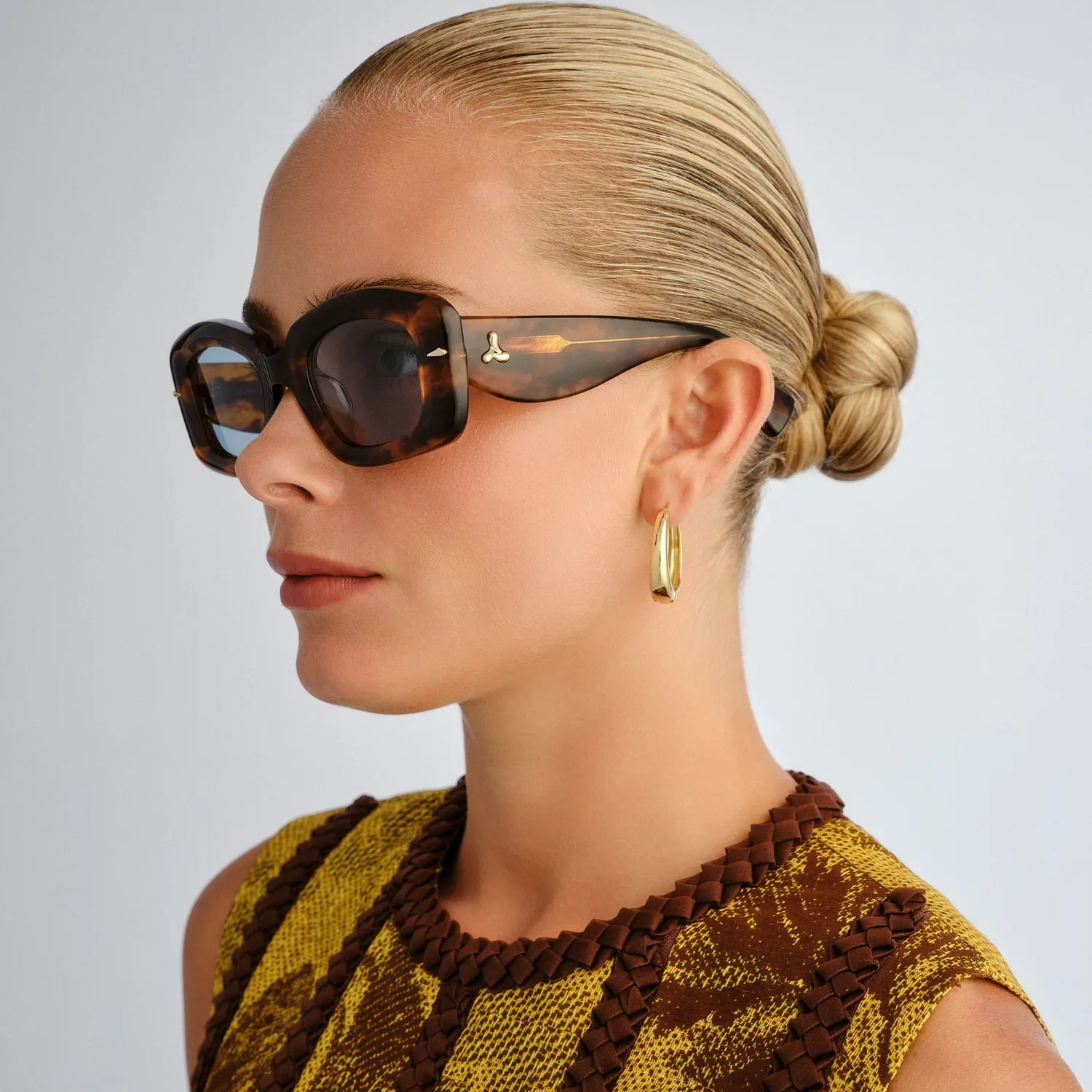 Le Specs Celestina occhiale da sole Haze Tortoiseshell blu