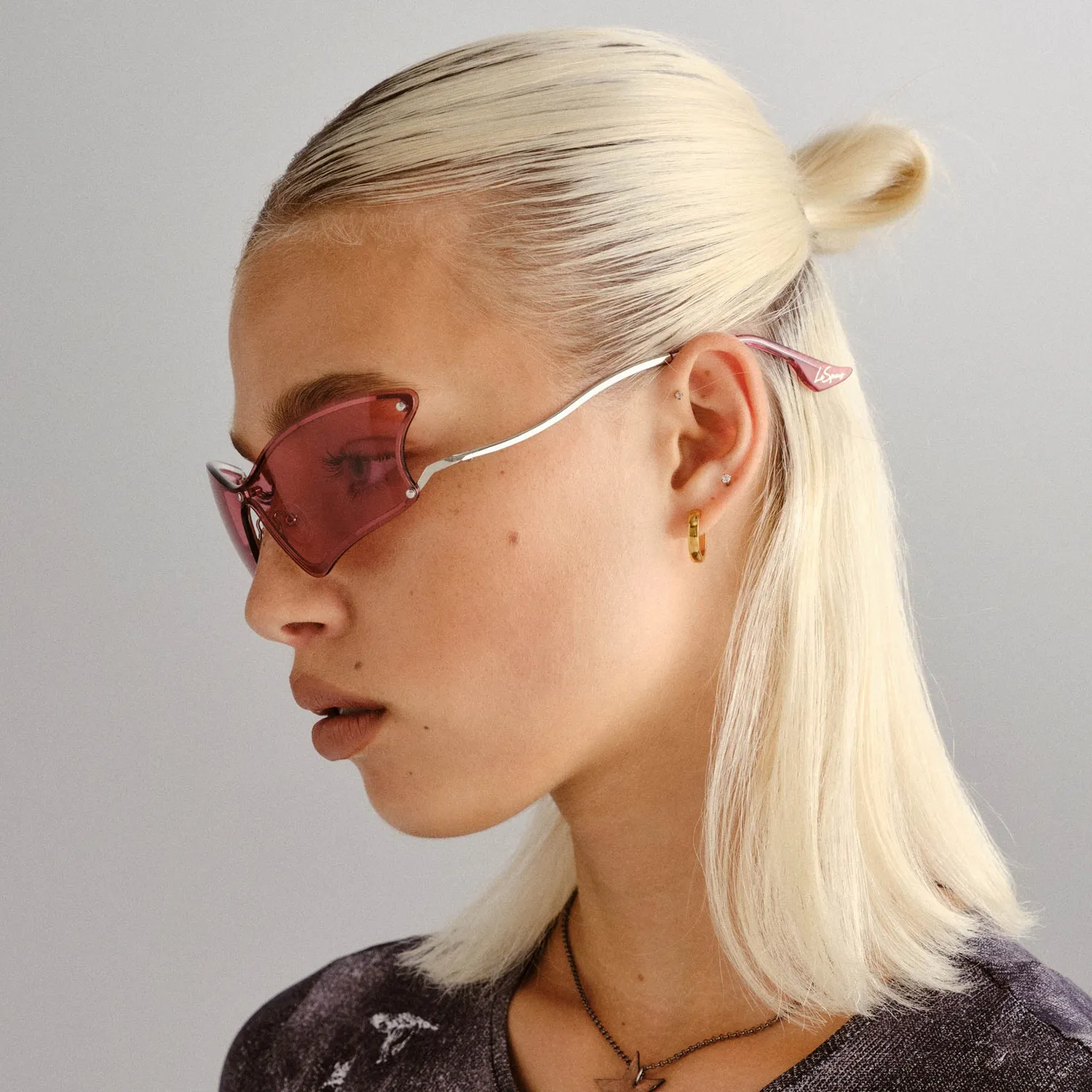 Le Specs Nymph occhiale da sole silver lente rosa