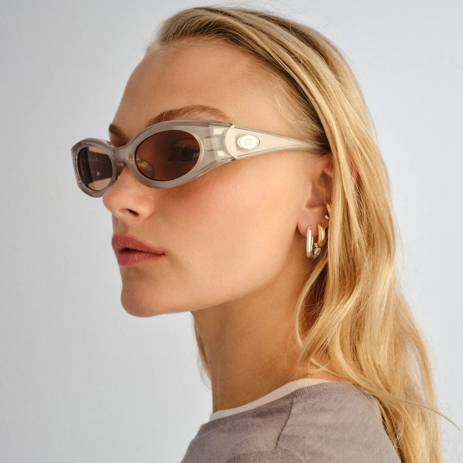 Le Specs Glaciem occhiali da sole pearl sandstone sportivi