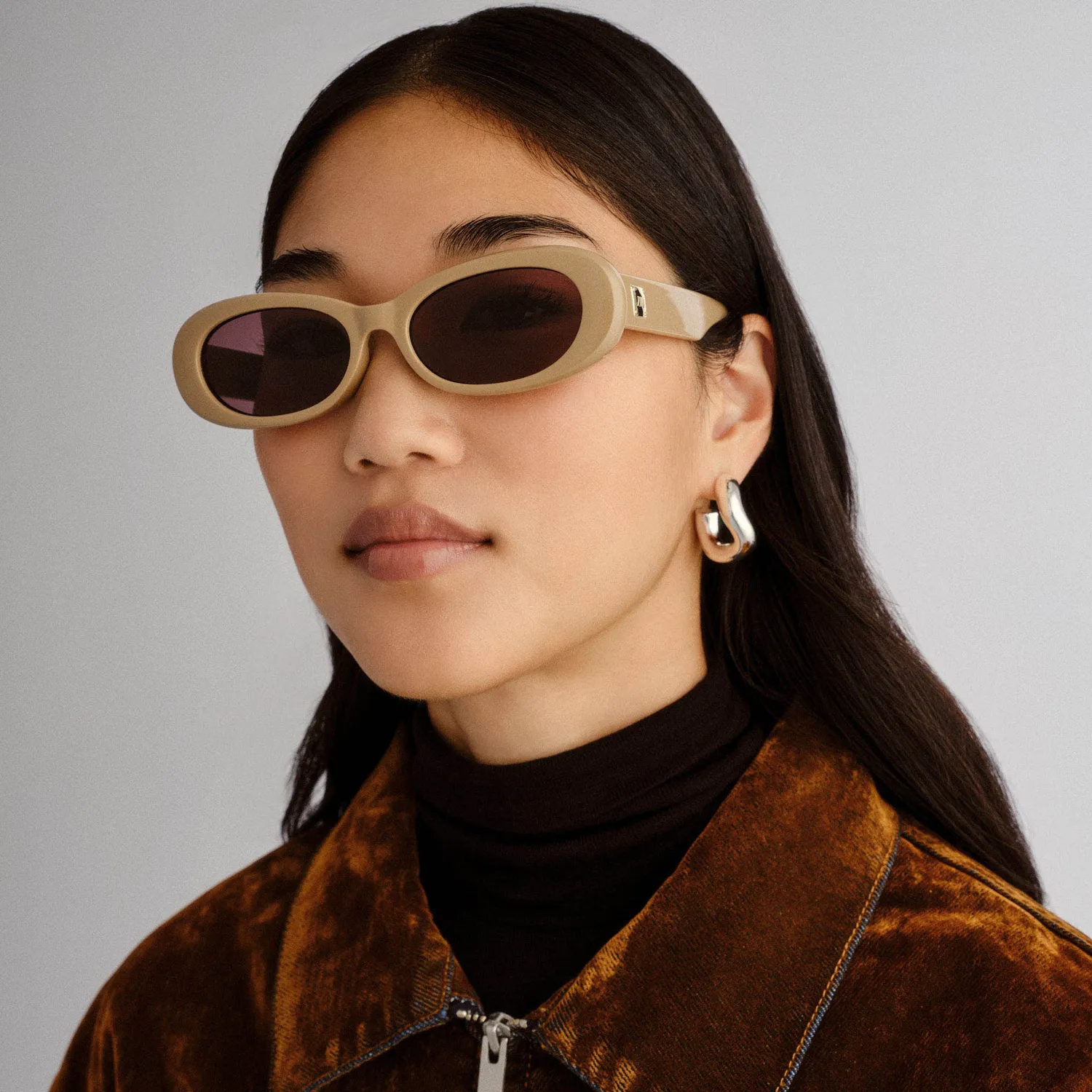 Le Specs Hey Ya+ occhiale da sole cappuccino ovale