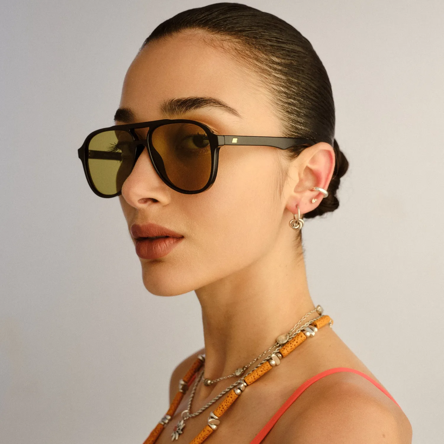 Le Specs Tragic Magic occhiale da sole nero lente oliva