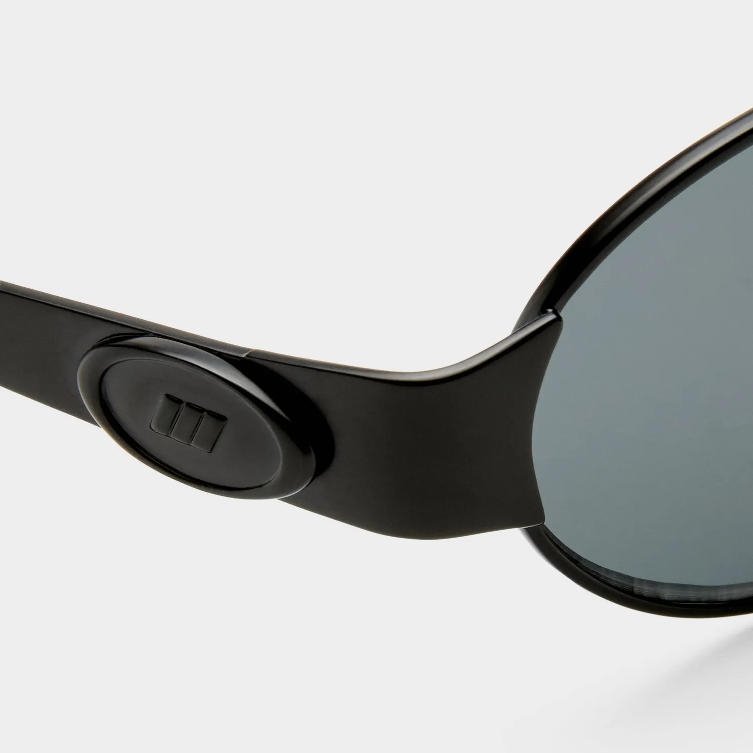 Le Specs Frostbite occhiale da sole nero opaco ovale