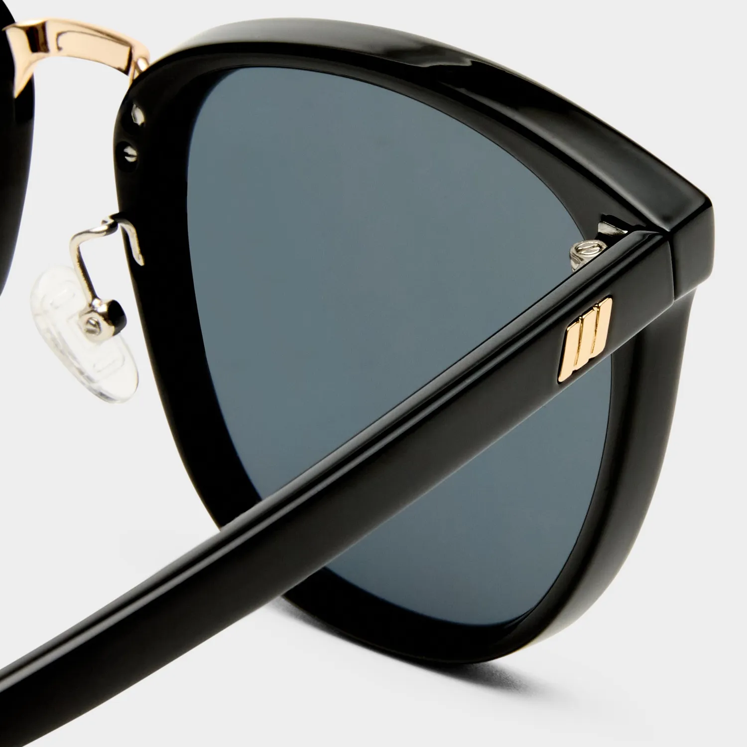 Le Specs Eclipse + occhiale da sole nero smoke rotondo