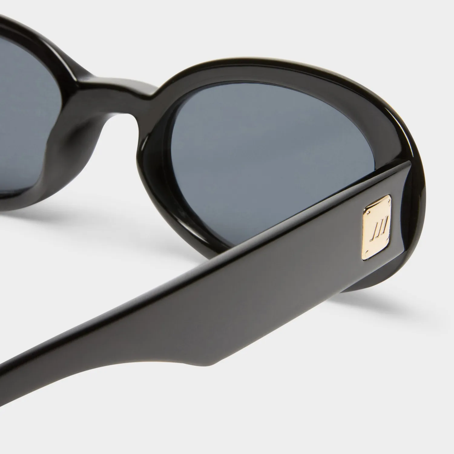 Le Specs Work It occhiale da sole nero ovale slim