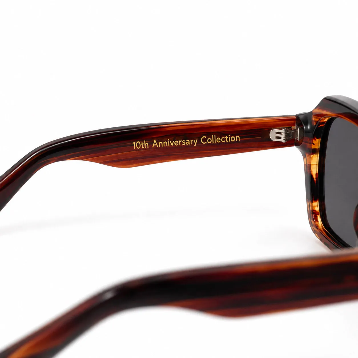 Hemmet H02 10th Anniversary occhiale da sole Stripes Brown