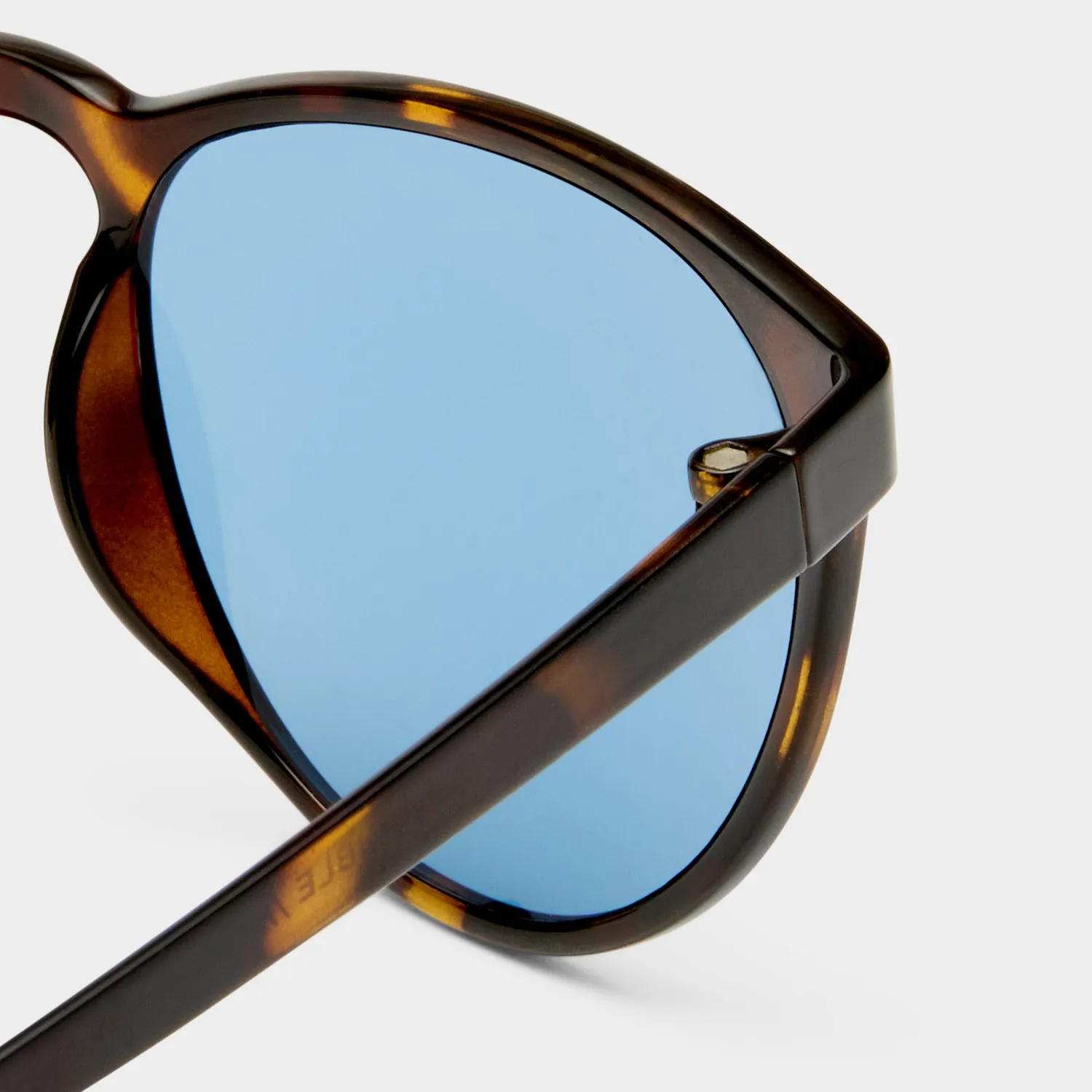 Le Specs Invincible occhiale da sole tokyo tort tondo