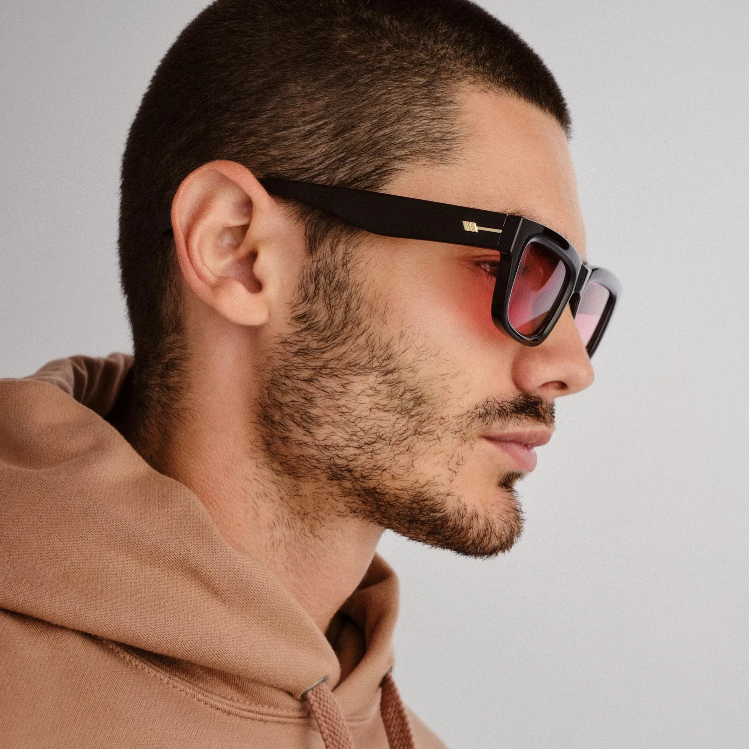 Le Specs Le Castle occhiali da sole neri bordeaux