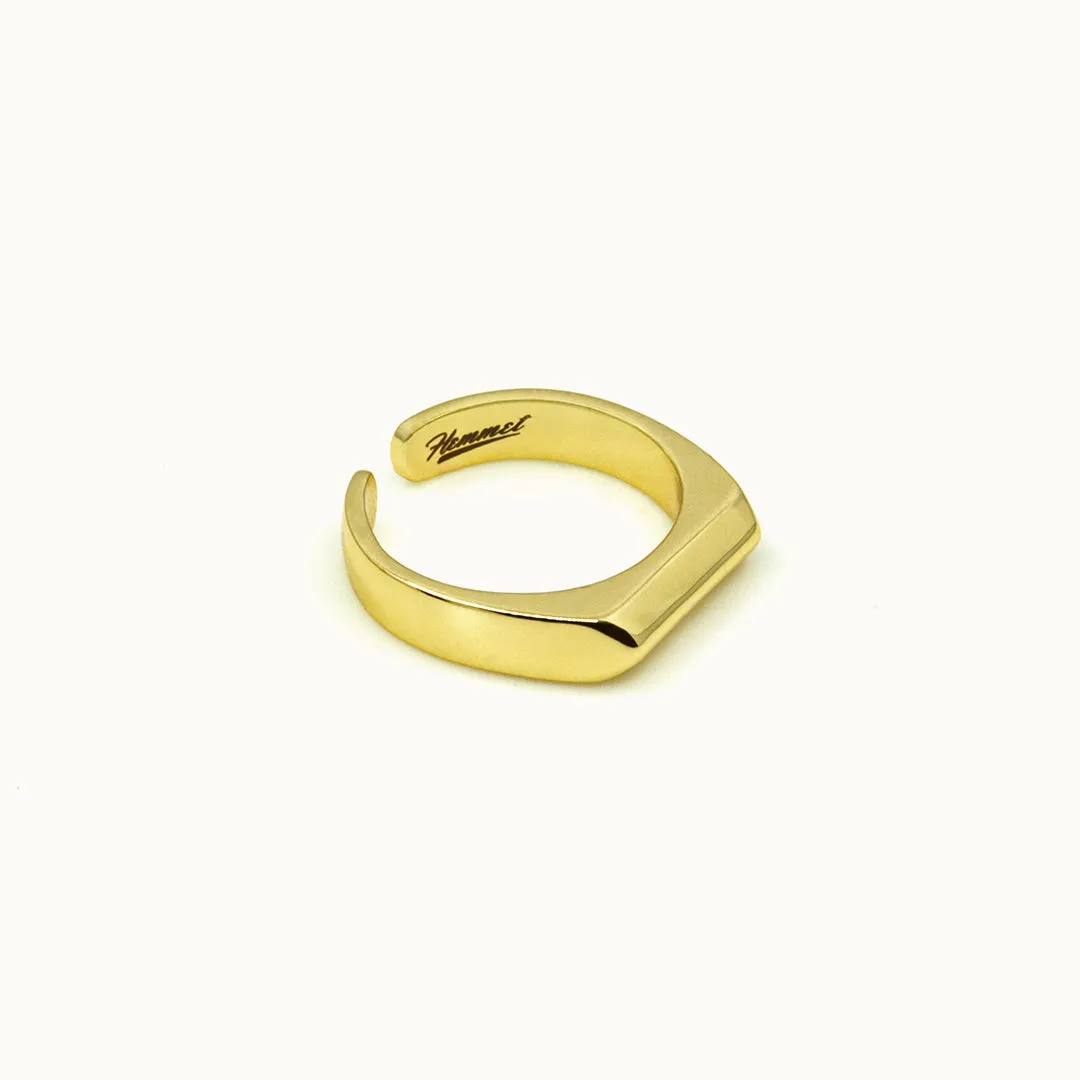 Hemmet Principle Fine Line anello chevalier regolabile oro giallo