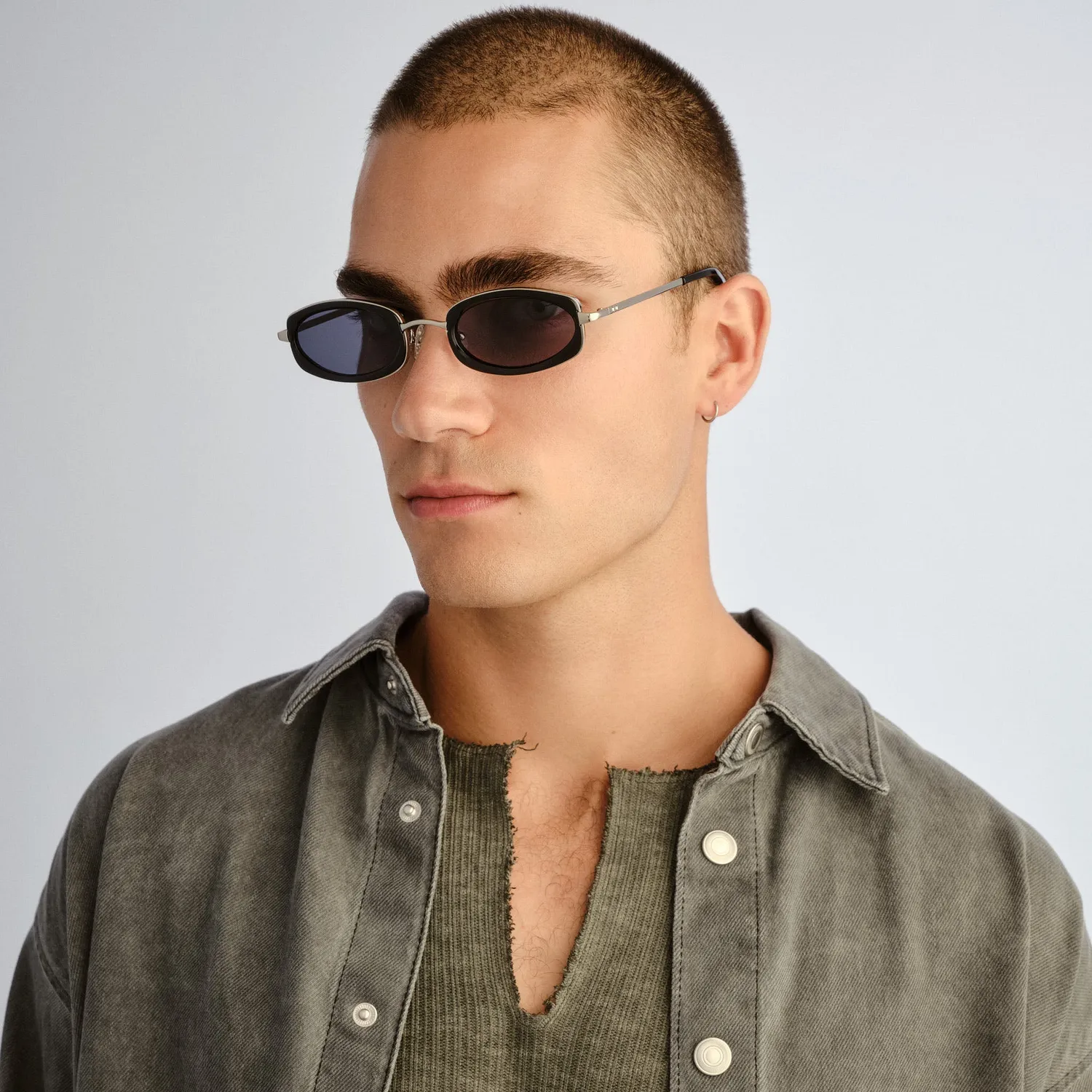 Le Specs Mecharo occhiali da sole ovale argento nero