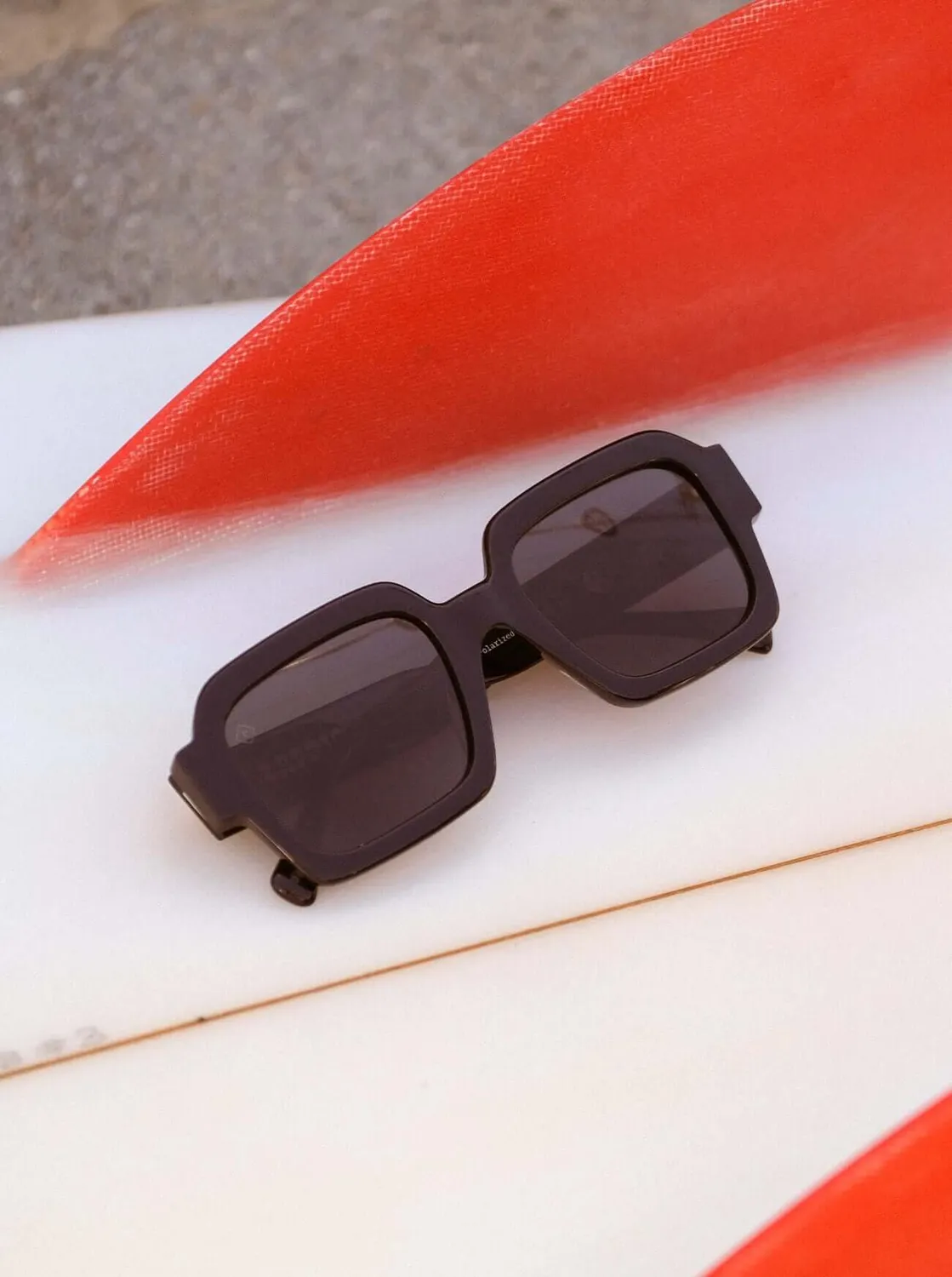 Raen Mystiq 52 occhiale da sole oversize Golden Hour
