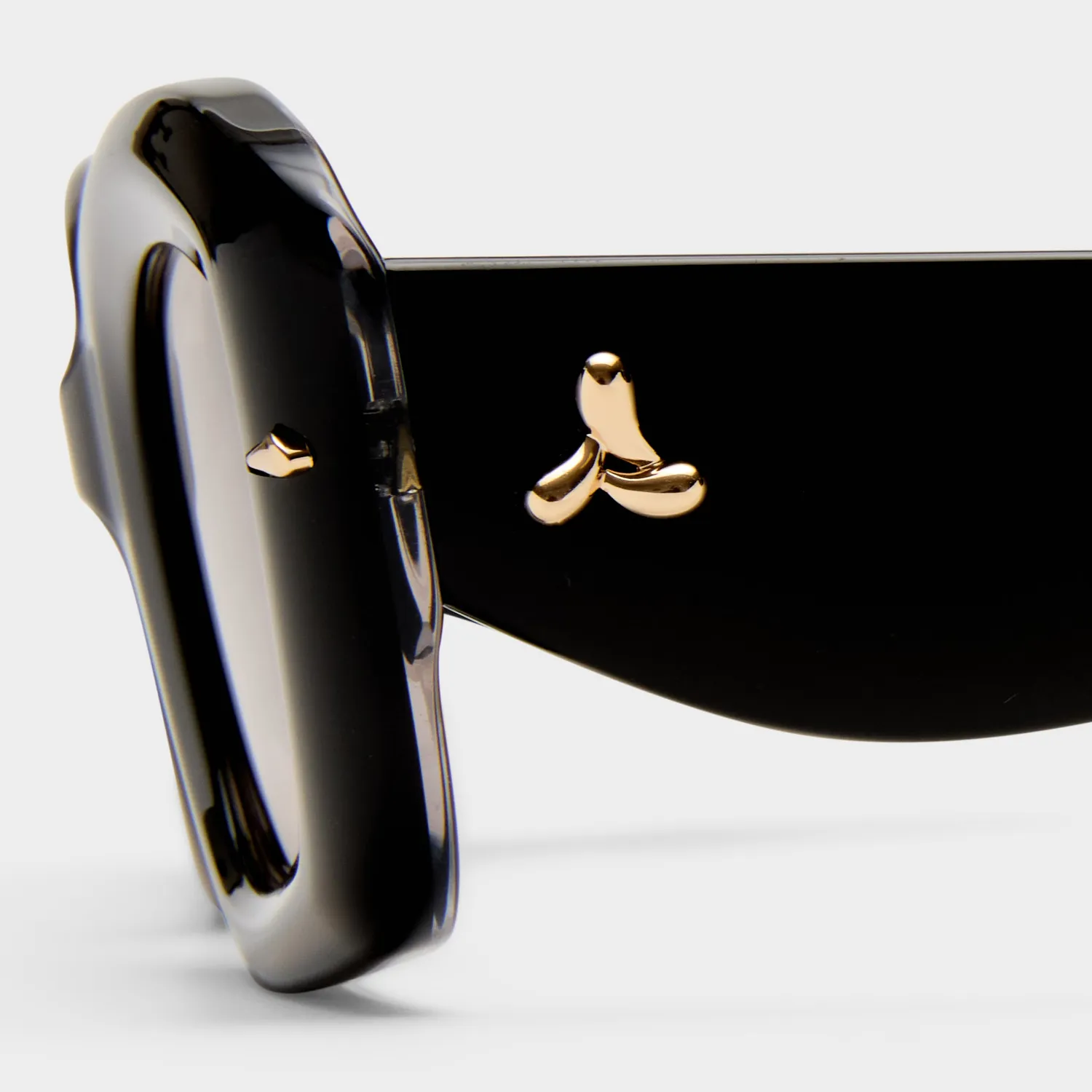Le Specs Celestina occhiali da sole nero obsidian lenti marroni