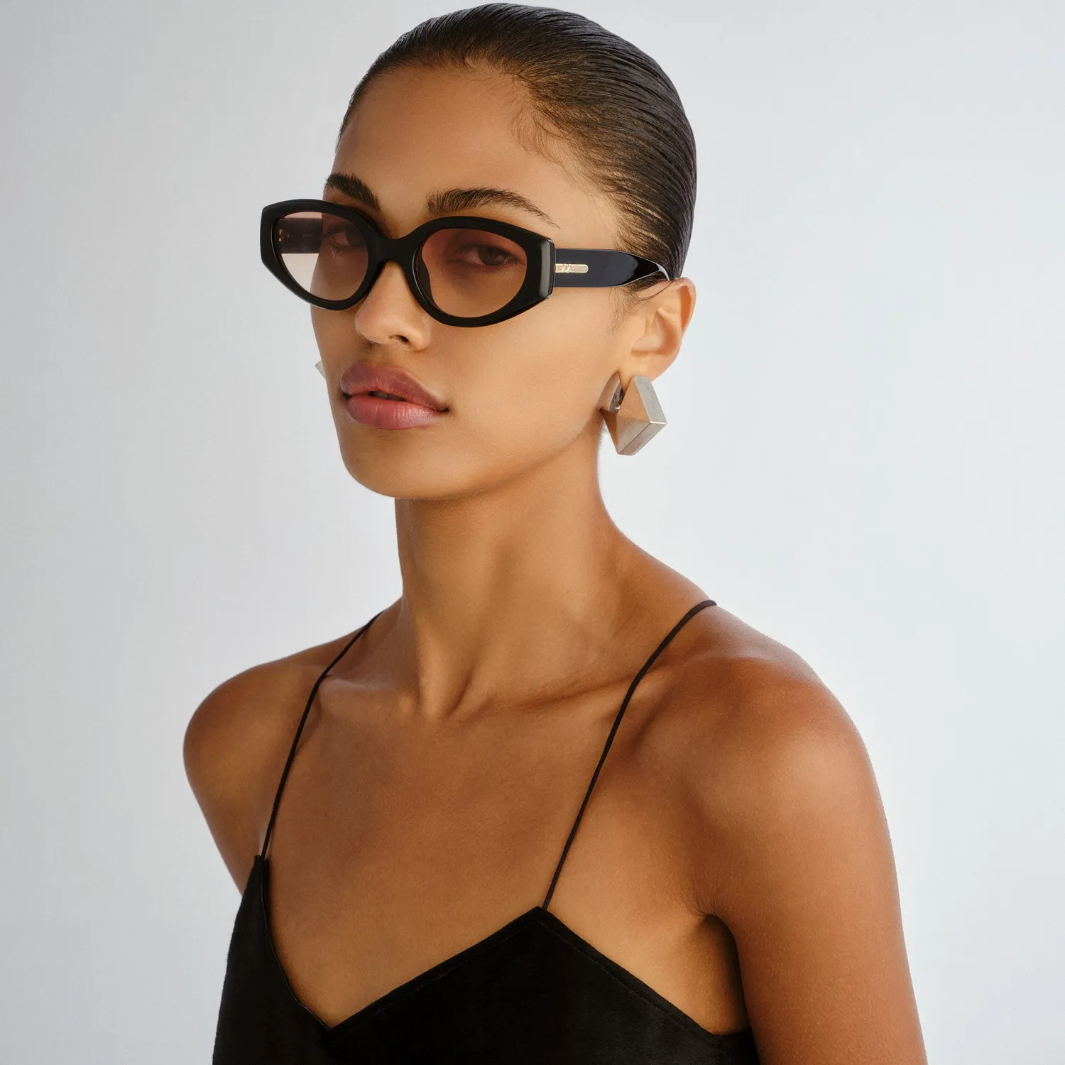Le Specs Fevered+ occhiali da sole ovali black brown