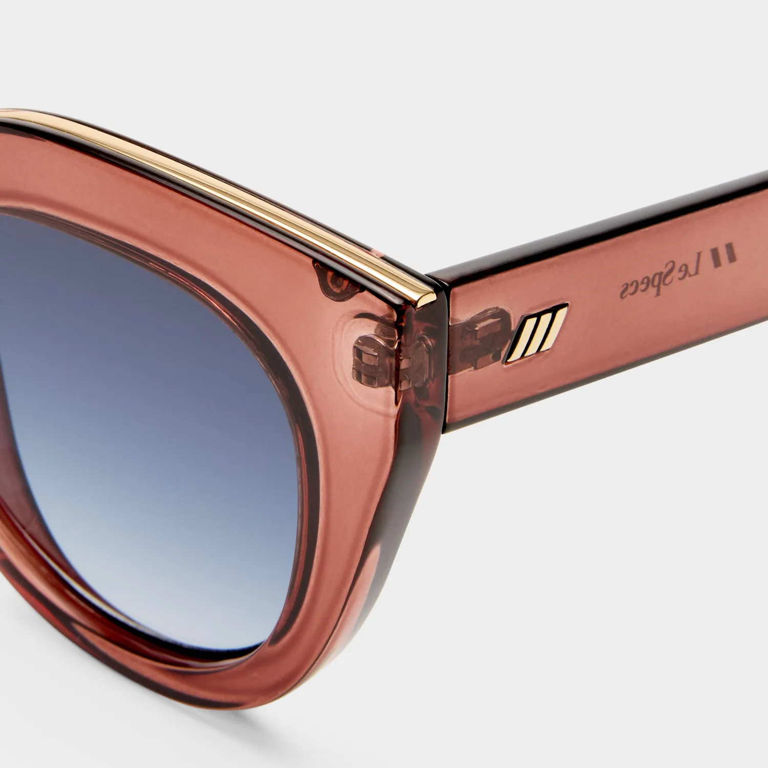 Le Specs Air Heart occhiali da sole smokey pink cat-eye