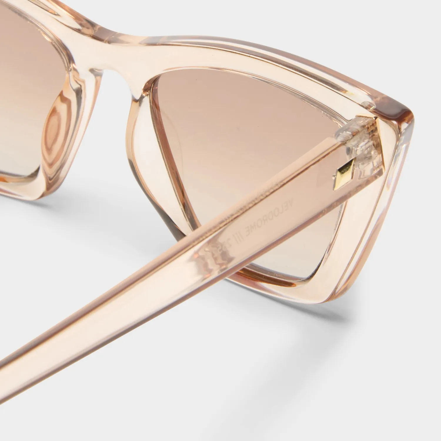Le Specs Velodrome occhiali da sole vaniglia sfumati