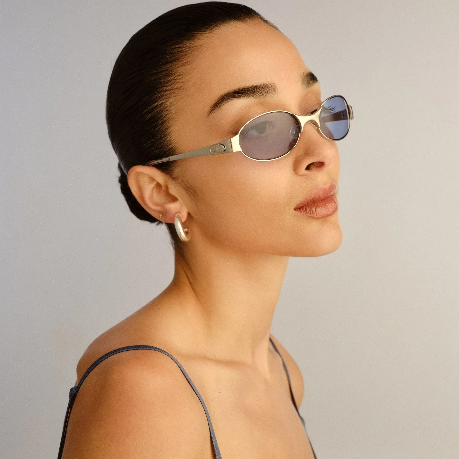 Le Specs Frostbite occhiali da sole argento lenti azzurre