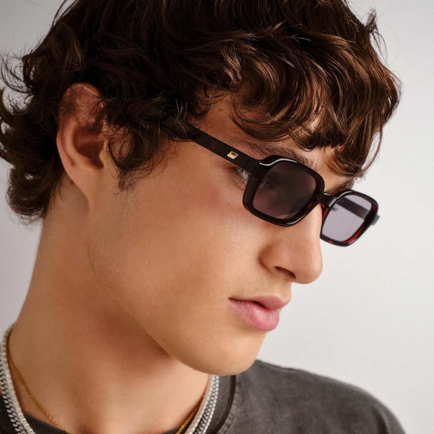 Le Specs Pilferer occhiali da sole cherry tort stretti