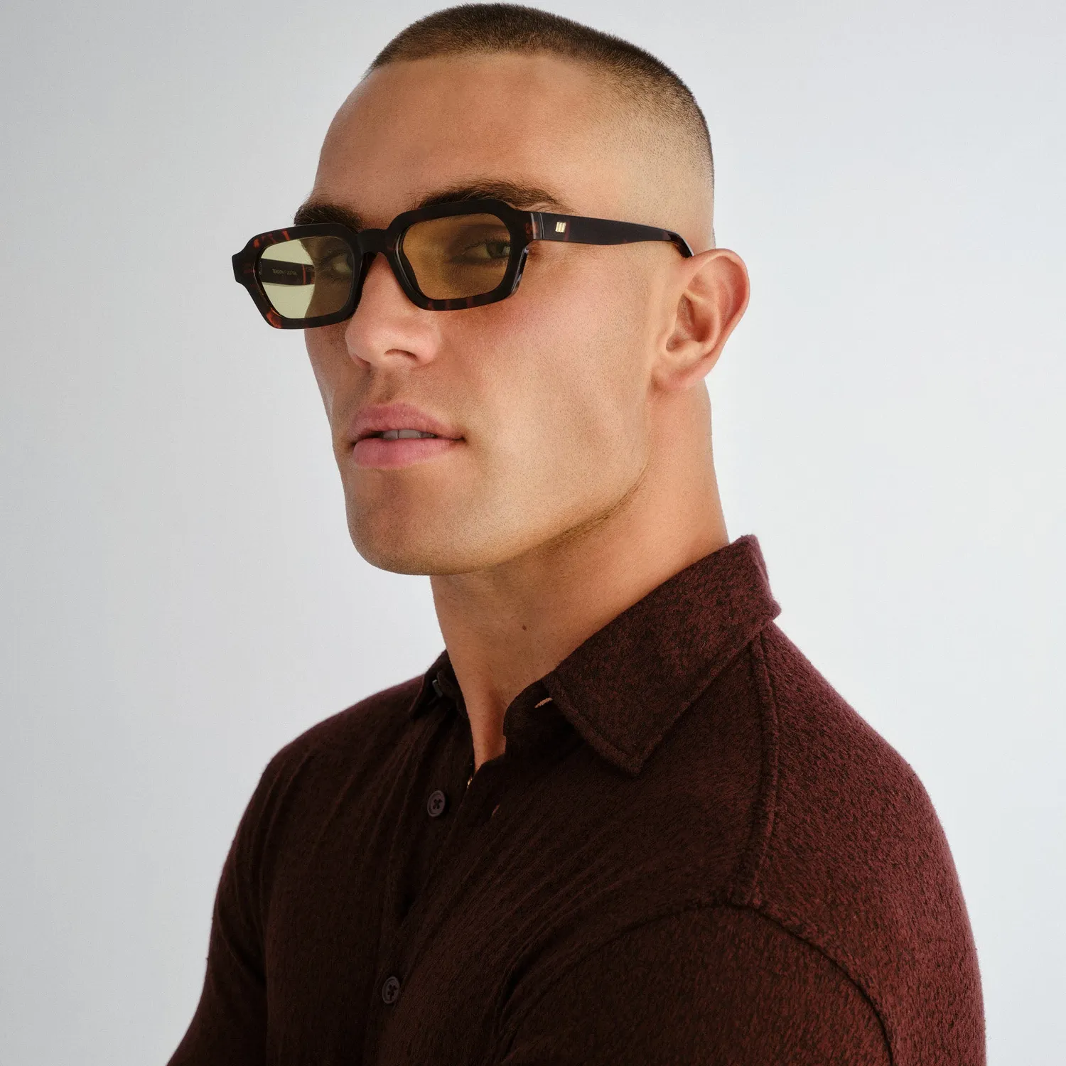 Le Specs Tension + occhiali da sole tartarugato rettangolari