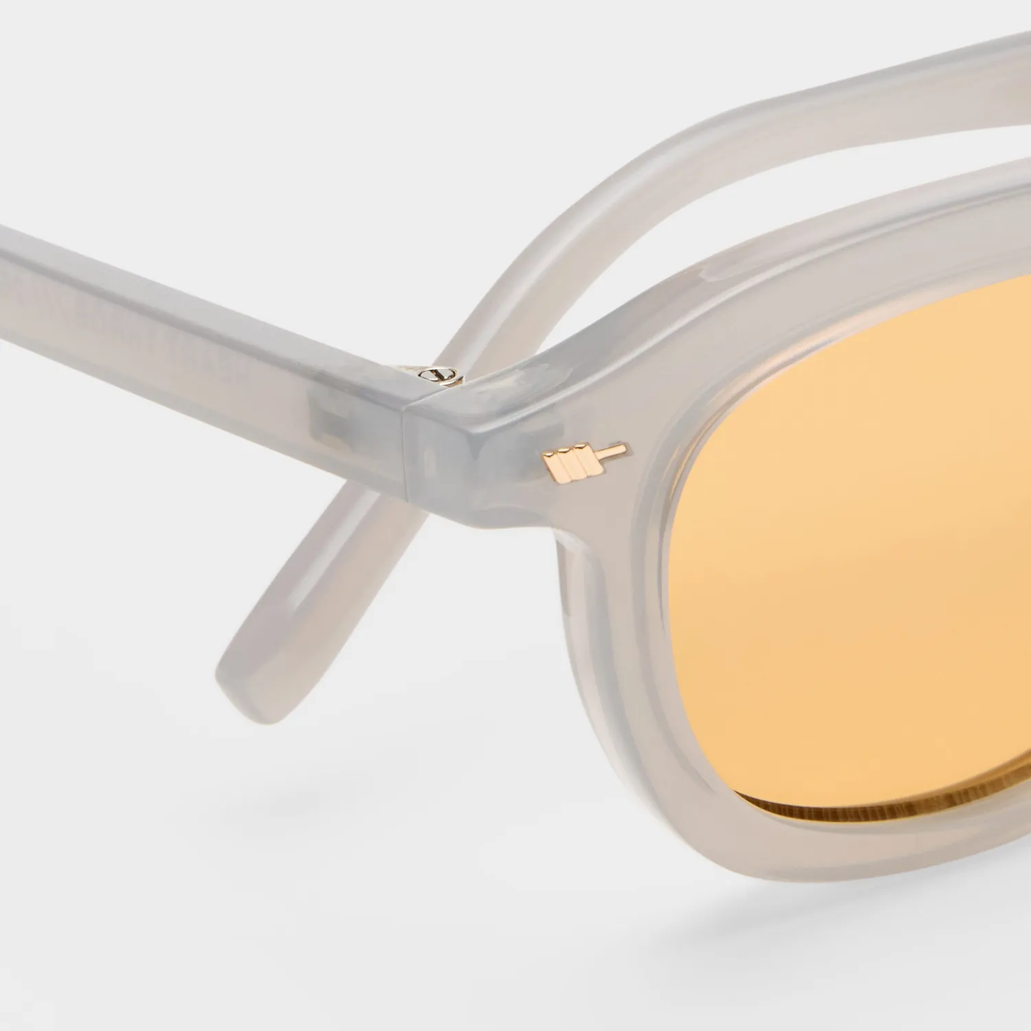 Le Specs Heart Throb occhiali da sole grigi rotondi