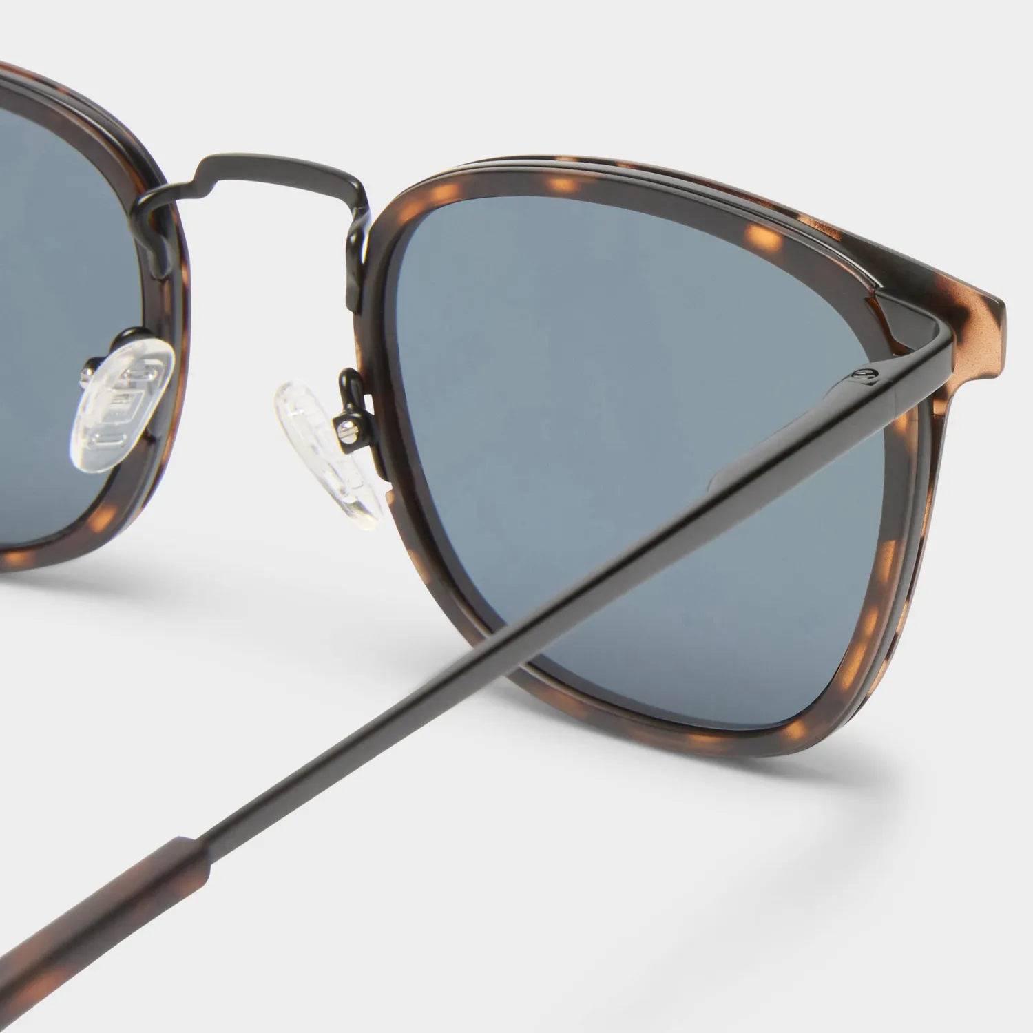 Le Specs Racketeer occhiali da sole tartarugato opaco small