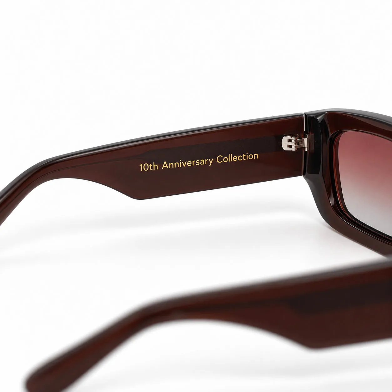 Hemmet H06 10th Anniversary occhiale da sole Mahogany Brown polarizzato