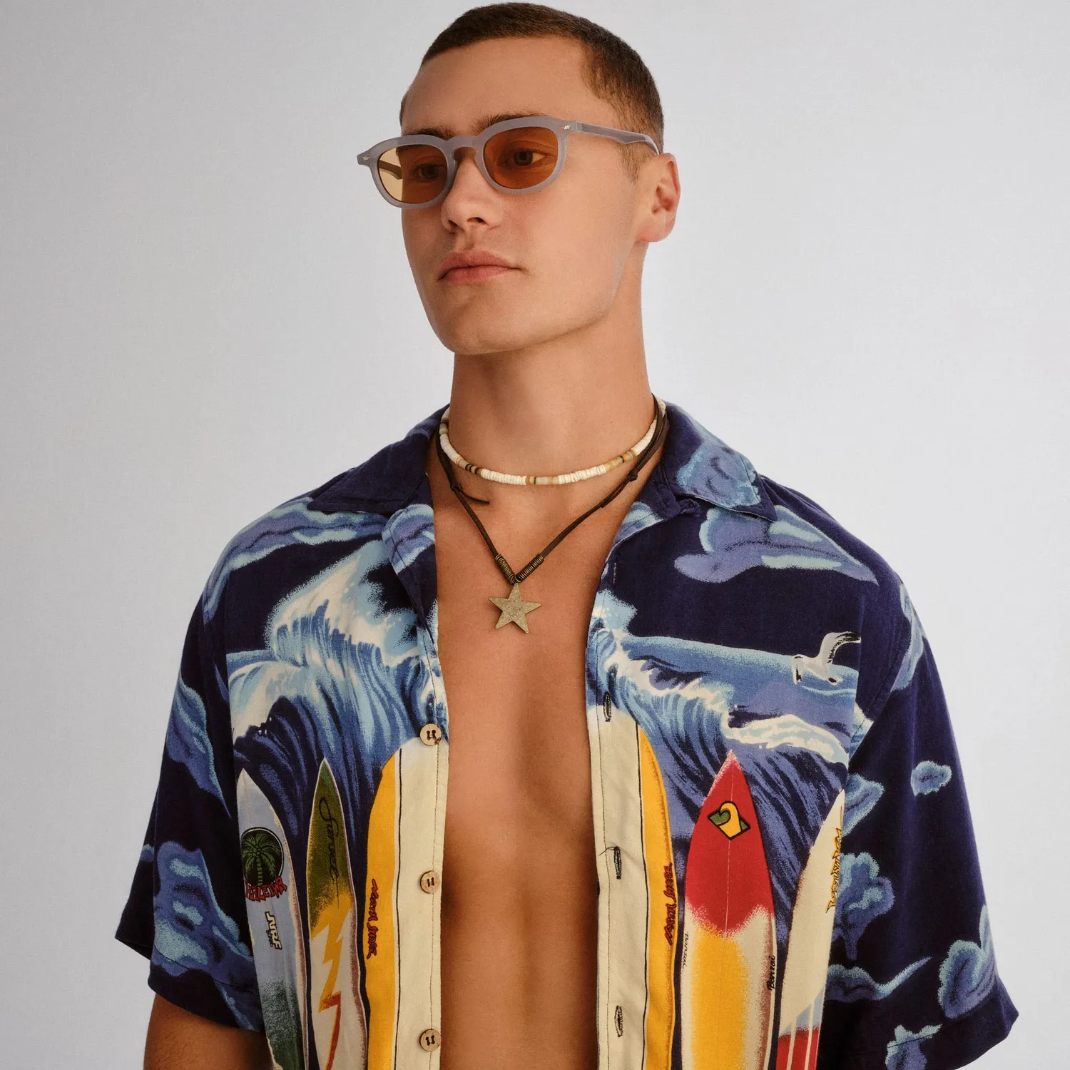 Le Specs Heart Throb occhiali da sole grigi rotondi