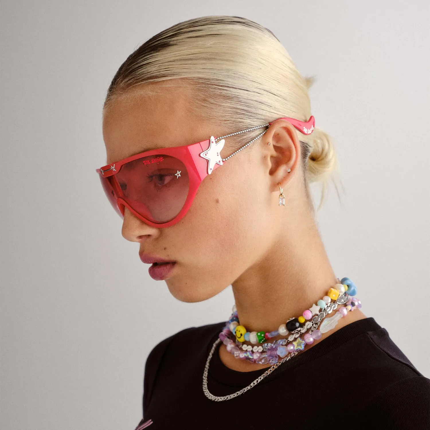Le Specs Nepo Baby occhiali da sole rosso scudo