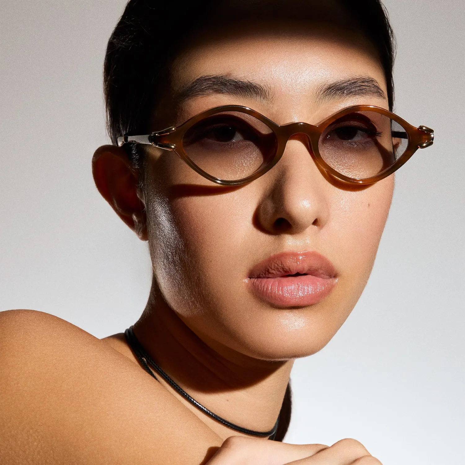 Le Specs Numero Trece occhiali da sole teak ovali