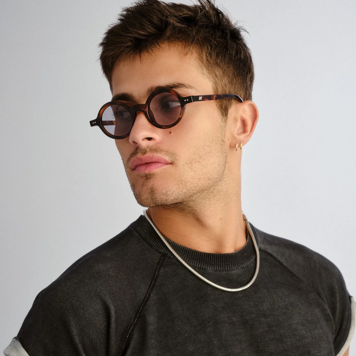 Le Specs Sycophantic + occhiali da sole tartarugato rotondi