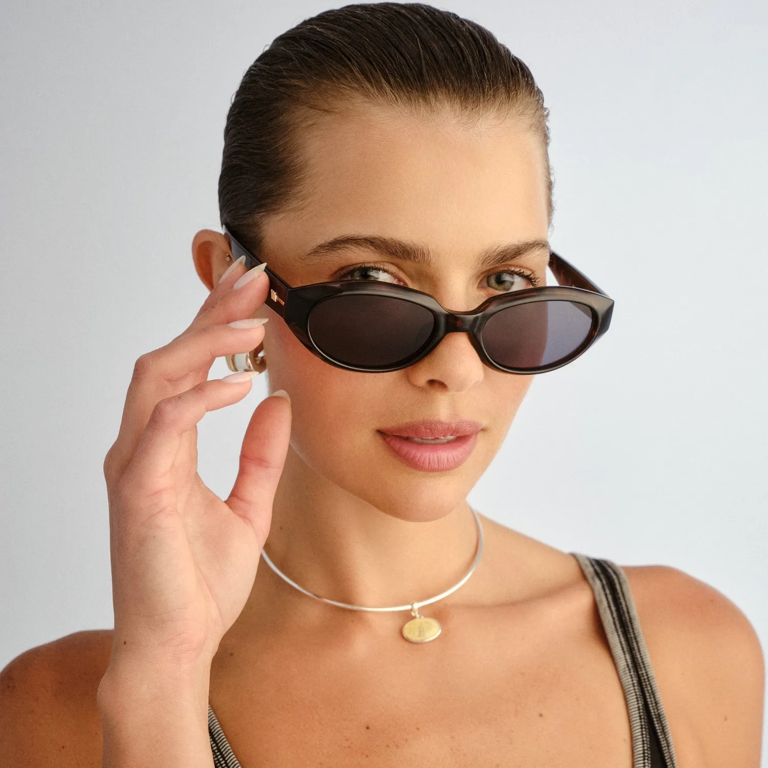 Le Specs Le Bijou + occhiali da sole tartarugato ovali