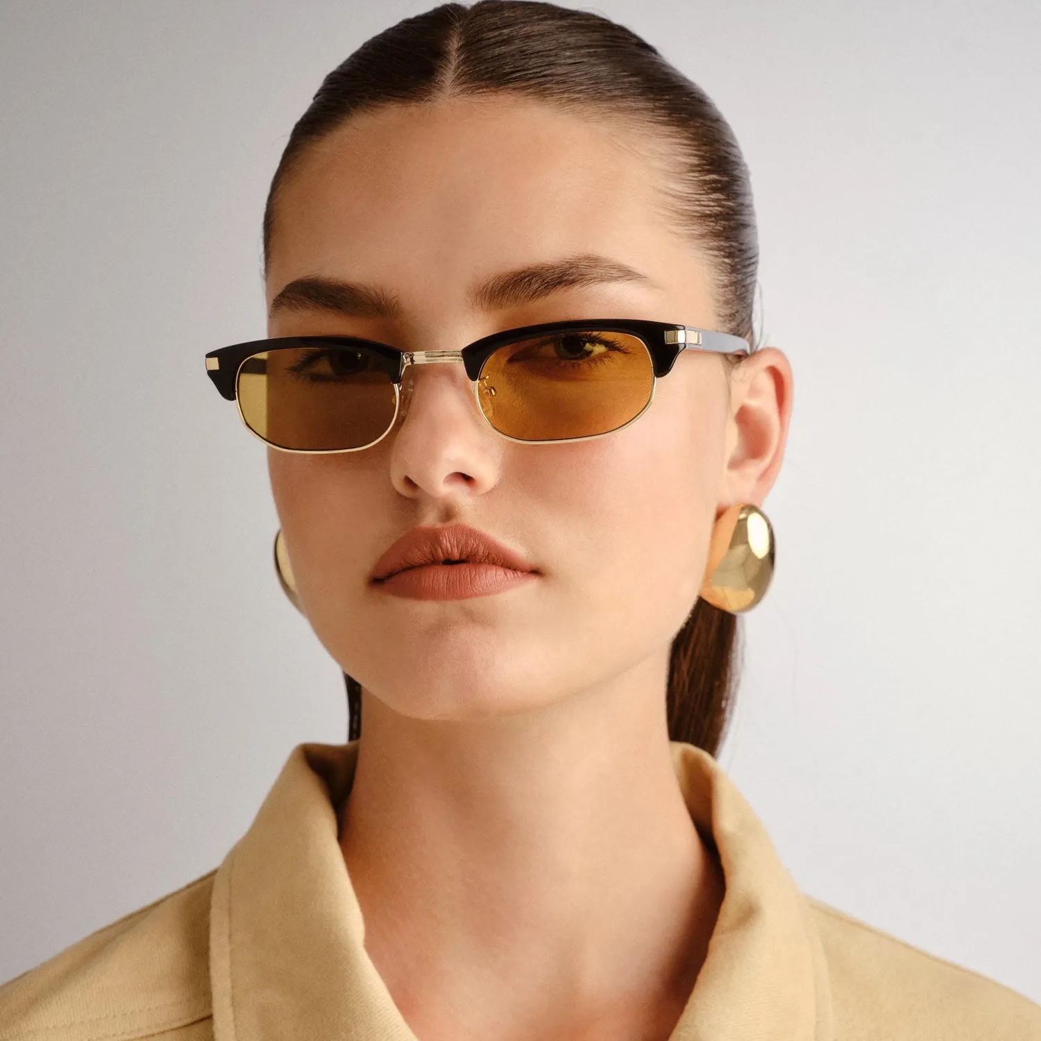 Le Specs Nightingale occhiale da sole nero ocra mono