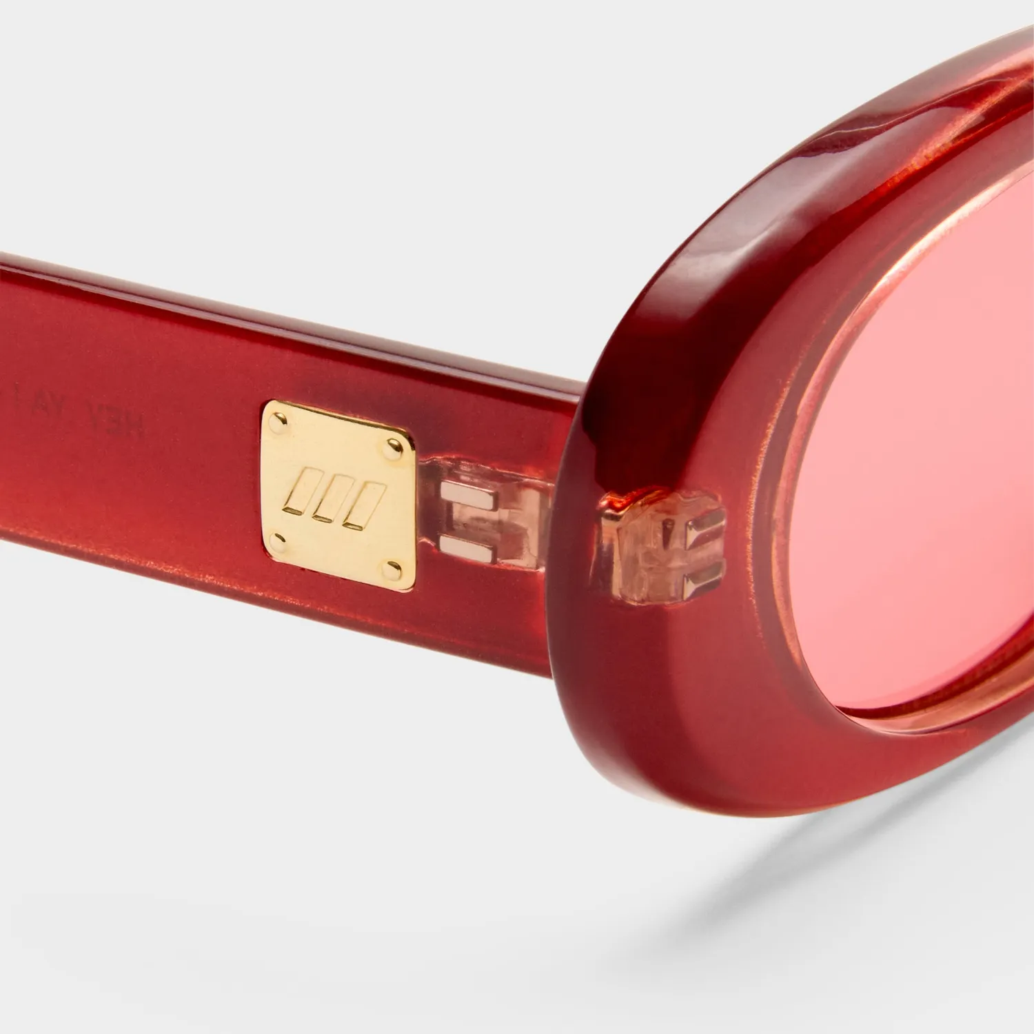 Le Specs Hey Ya occhiali da sole rosso perla calzata ampia