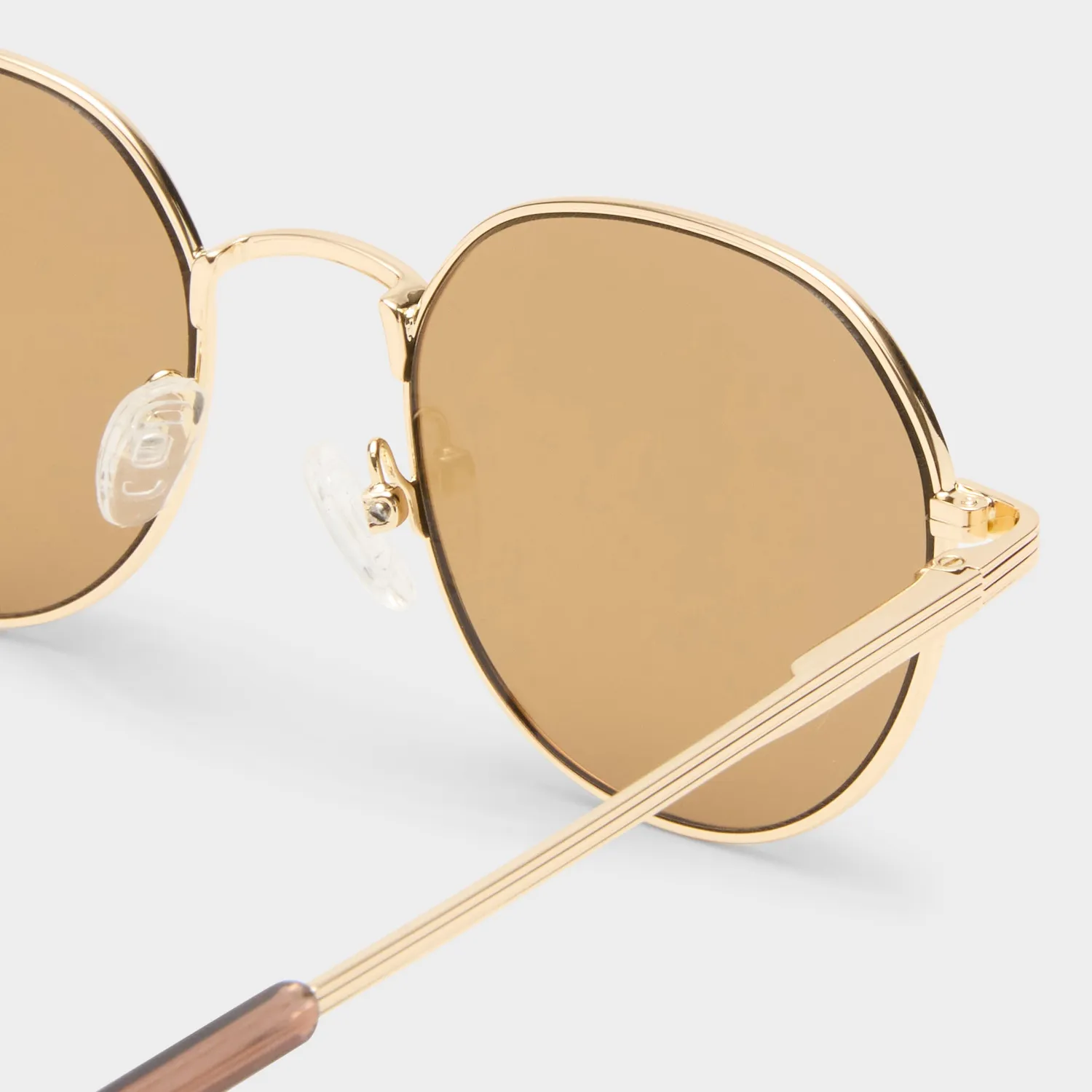 Le Specs Odyssey occhiali da sole gold rotondi
