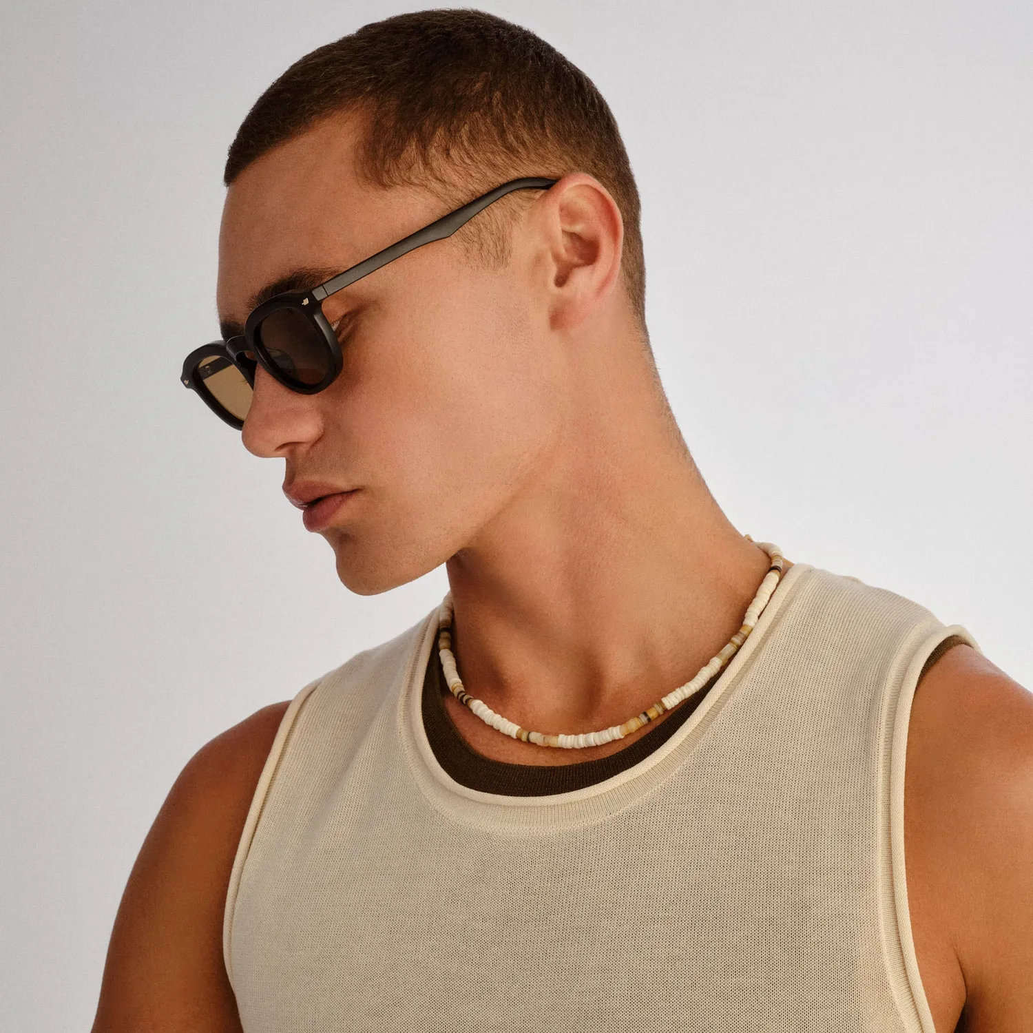 Le Specs Heart Throb occhiale da sole nero tondo unisex