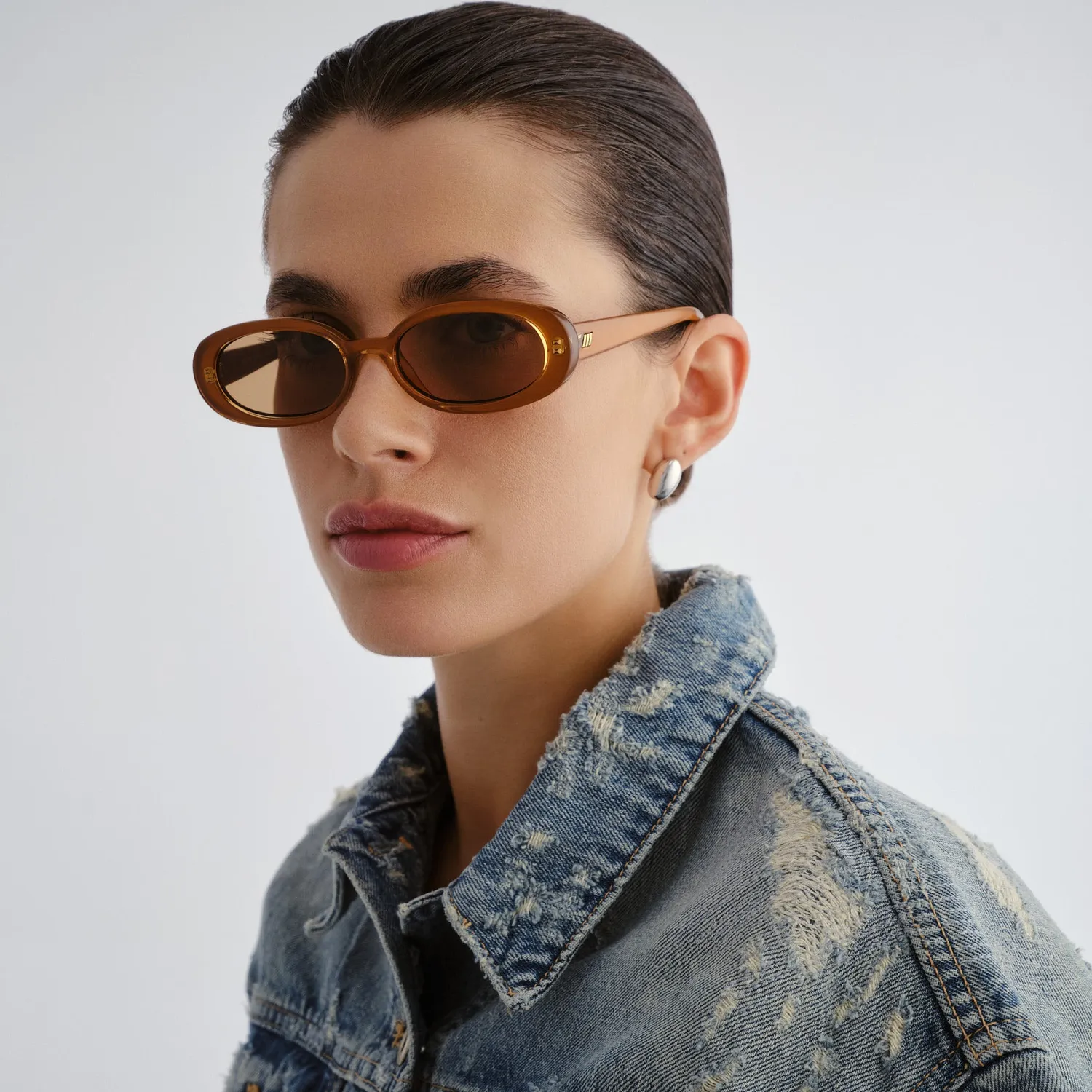 Le Specs Outta Love occhiali da sole caramel ovali anni 90