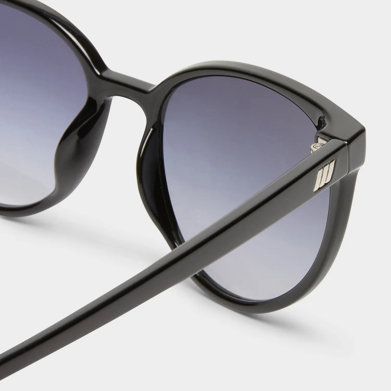 Le Specs Armada occhiali da sole nero fume sfumati rotondi