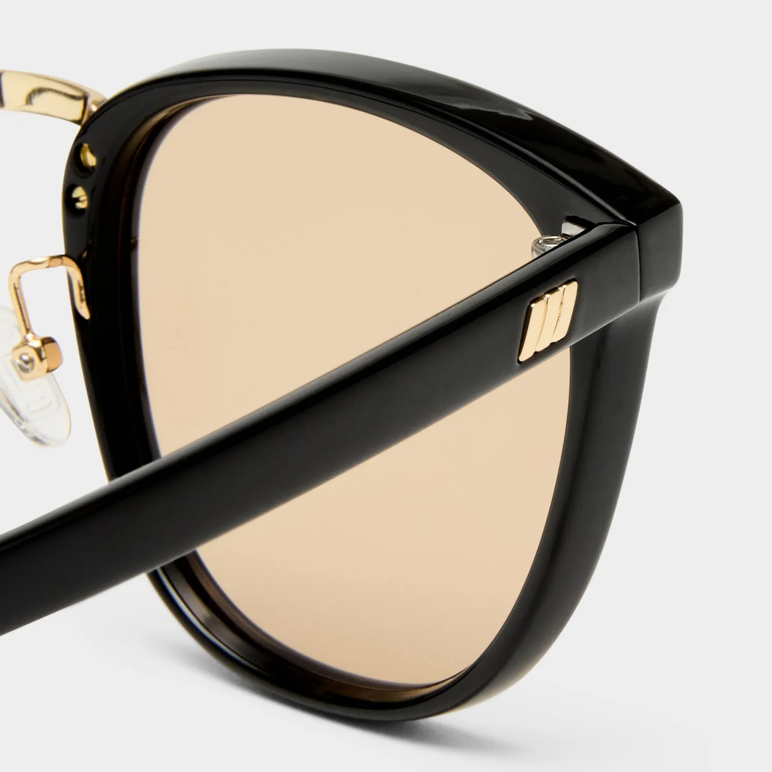 Le Specs Eclipse+ occhiale da sole nero vestibilità larga