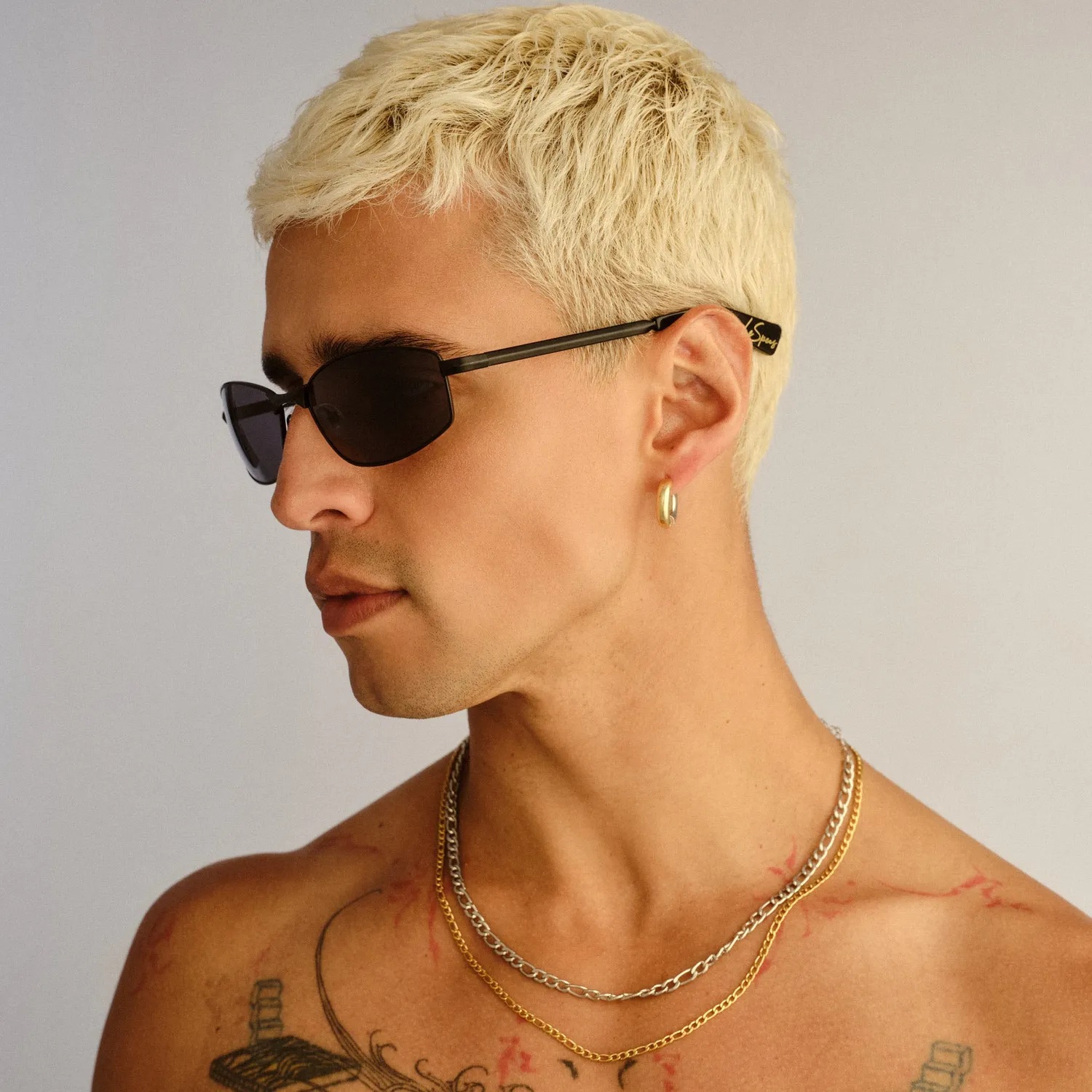 Le Specs Star Beam occhiali da sole nero opaco ovale wrap