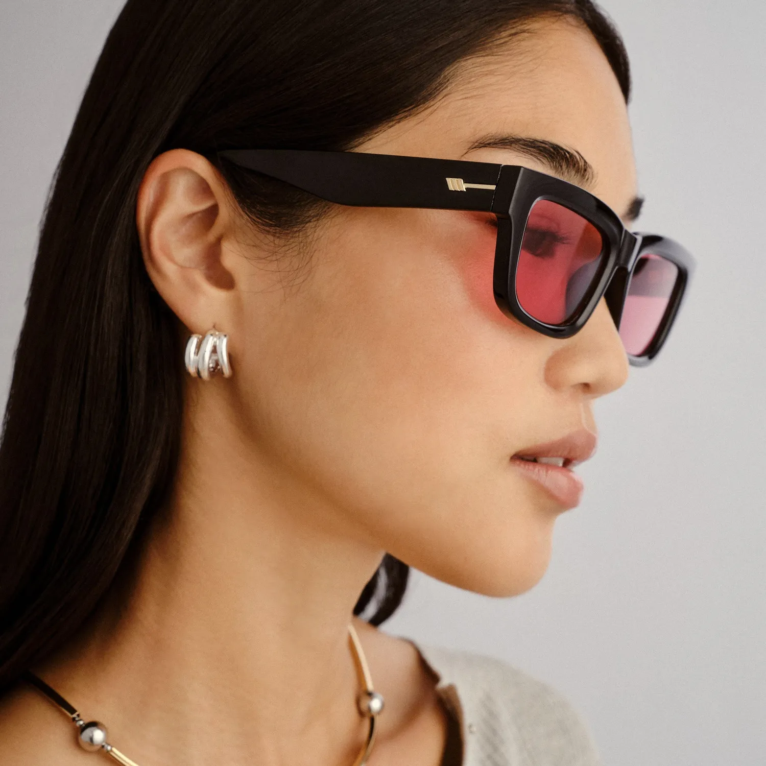 Le Specs Le Castle occhiali da sole neri bordeaux