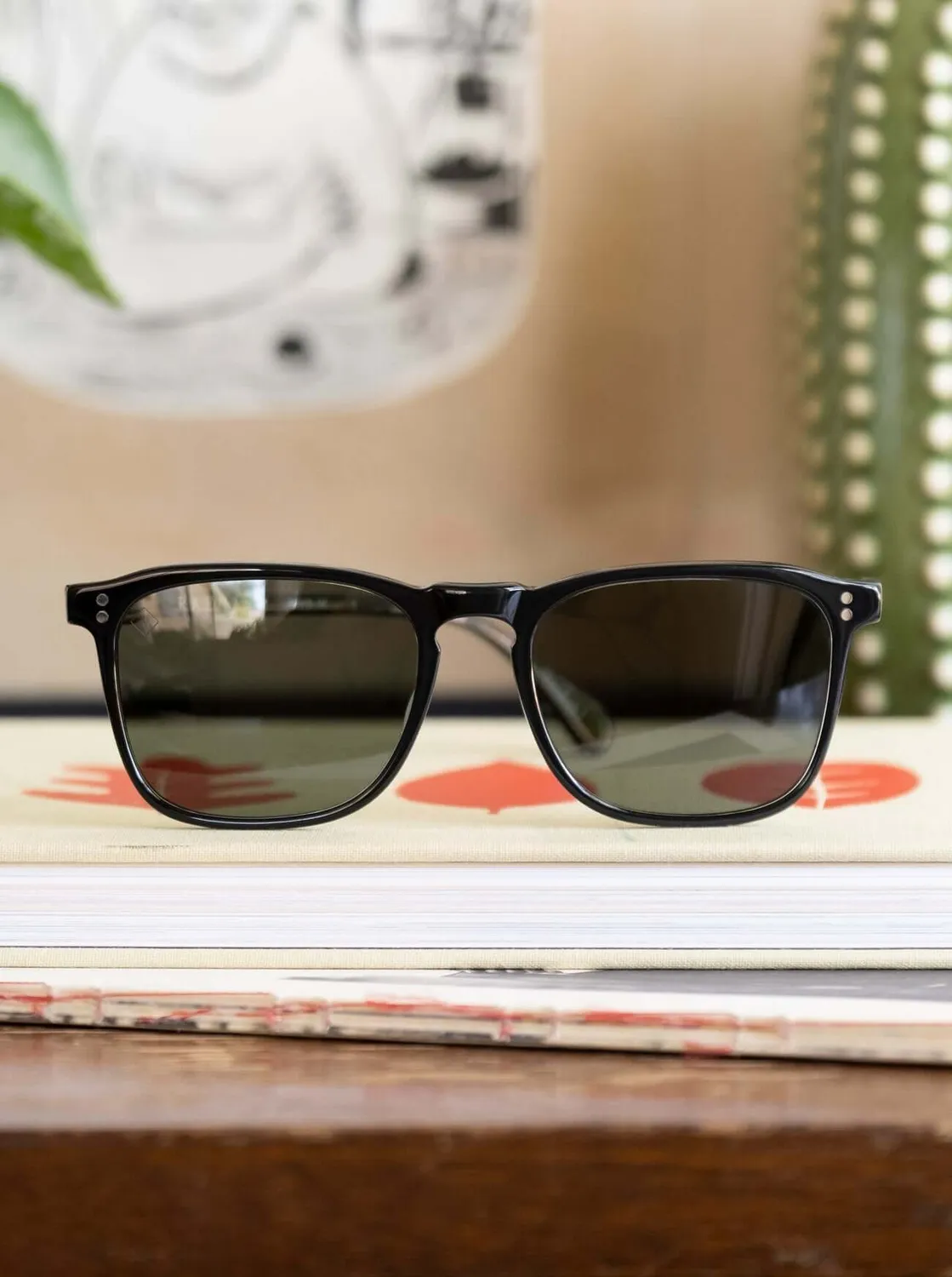 Raen Wiley Recycled Black Smoke 54 occhiale da sole polarizzato