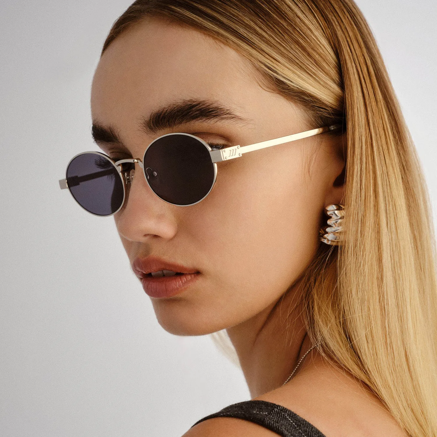 Le Specs Poseidon Deux occhiale da sole argento ovale